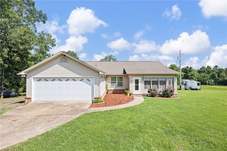 1034 Simba Rd, Atkins, AR 72823