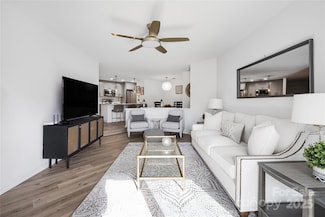 18809 Nautical Dr Unit 203, Cornelius, NC 28031