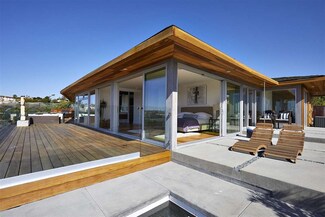 1522 Copa de Oro Dr, La Jolla, CA 92037