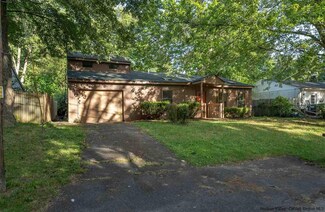39 Center Rd, High Falls, NY 12440