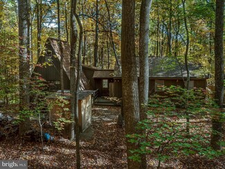 532 Happy Valley Cir, Berkeley Springs, WV 25411