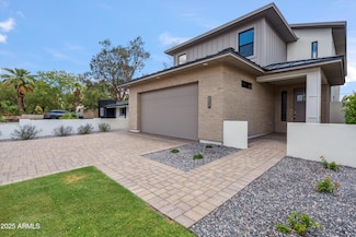 5537 E Earll Dr, Phoenix, AZ 85018