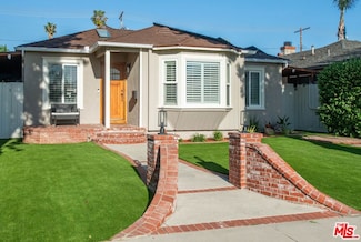 6422 Yarmouth Ave, Reseda, CA 91335