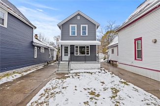 74 Baynes St, Buffalo, NY 14213