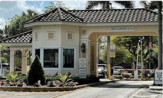 1300 Saint Charles Place Unit 508, Pembroke Pines, FL 33026
