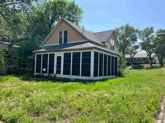 245 Lincoln St, Kingman, KS 67068