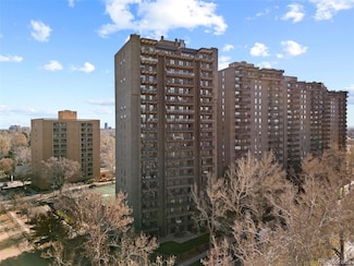 420 S Marion Pkwy Unit 602, Denver, CO 80209