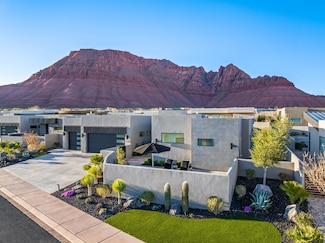 675 E South Wall Cir, Ivins, UT 84738