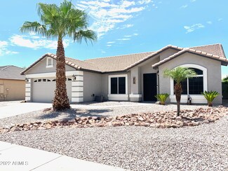 542 S 104th St, Mesa, AZ 85208