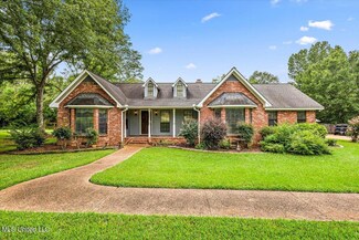 1892 Jayroe Dr, Byram, MS 39272