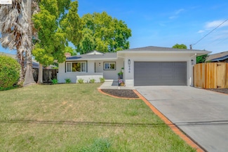 946 Notre Dame Ave, Concord, CA 94518