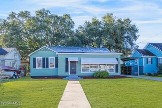303 2nd St, Abbeville, LA 70510
