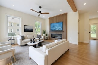 36 Mckone St Unit 2, Dorchester, MA 02122