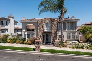 2214 Molino Ave, Signal Hill, CA 90755