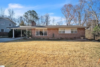 2 Forestdale Dr, Taylors, SC 29687