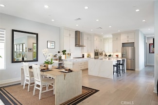 135 Bosal, Irvine, CA 92618