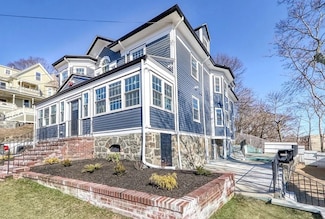 7 Hillside Ave Unit 3, Medford, MA 02155