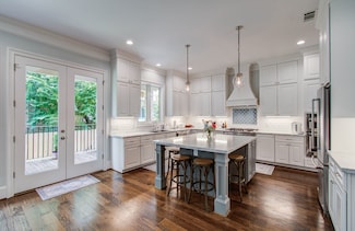 4309 Valerie St, Bellaire, TX 77401