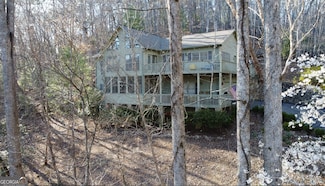 916 Sautee Trail, Sautee Nacoochee, GA 30571