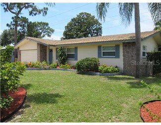29764 68th St N, Clearwater, FL 33761