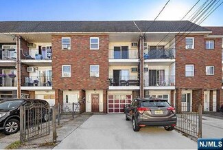 95A Ferry St, Jersey City, NJ 07307