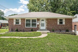 6906 Pine Ridge Dr, Saint Louis, MO 63121