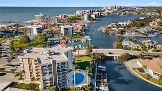 2150 Gulf Shore Blvd N Unit 701, Naples, FL 34102