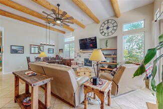 19 Deans Ct Unit B, Santa Fe, NM 87508