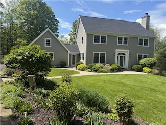 41 Hartwood Rd, Ithaca, NY 14850