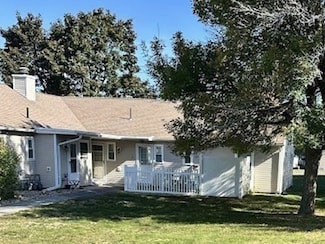 103 Collins St, Chicopee, MA 01022