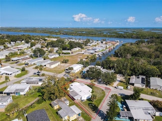 135 Cedar St, Edgewater, FL 32141