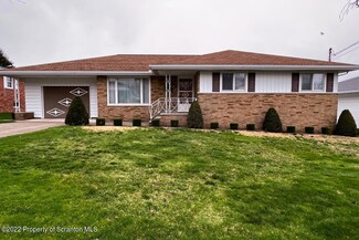 611 Boyle St, Dunmore, PA 18512