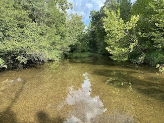 8884 U S Highway 412, Linden, TN 37096