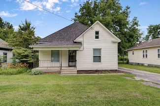 1700 W Atlantic St, Springfield, MO 65803