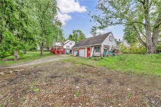 14706 Beechwood Dr, Newbury, OH 44065