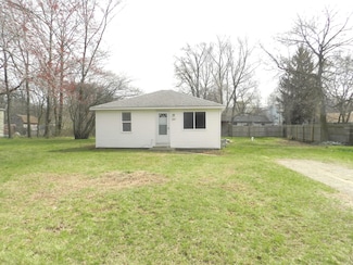 1187 Villa Ct, Benton Harbor, MI 49022