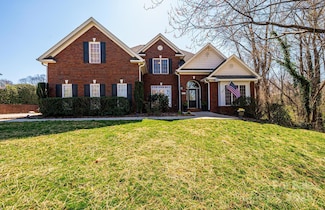 4386 2nd Street Ln NW, Hickory, NC 28601