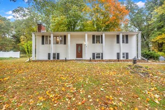 6 Hawthorne Rd, Wilbraham, MA 01095