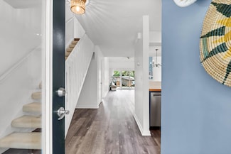 1136 Shadow Lake Cir, Mount Pleasant, SC 29464