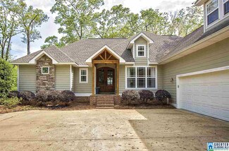 121 Polo Ln, Sylacauga, AL 35151