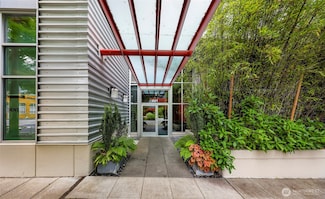 401 9th Ave N Unit 410, Seattle, WA 98109