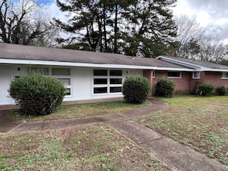 1204 Graham Ave, Florence, AL 35630