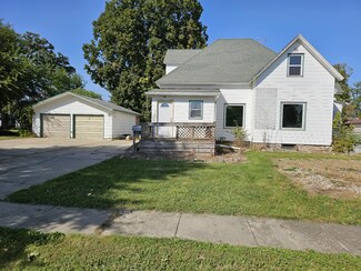 422 Cerro Gordo St, Ackley, IA 50601