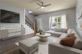 4212 SW Comstock Ave, Bentonville, AR 72713