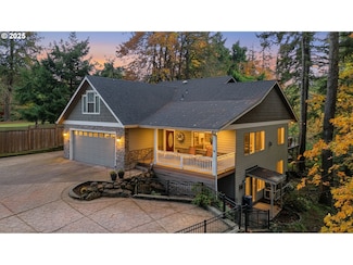 766 S 47th Place, Springfield, OR 97478