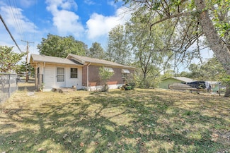 176 Arnold Place, Forsyth, MO 65653