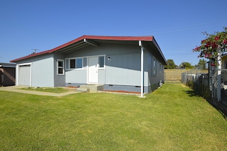 950 E Thurman Ave, Porterville, CA 93257