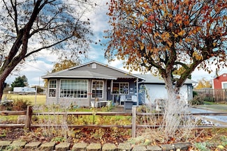 335 NE Della Ave, College Place, WA 99324