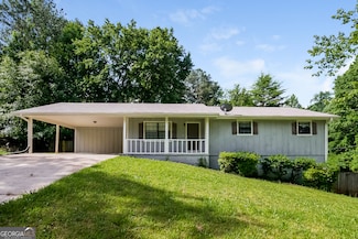 4554 Cresant Ln, Douglasville, GA 30135