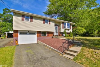 520 N 9th St, Lehighton, PA 18235